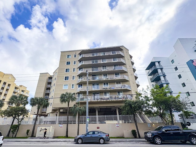Citadel Condo photo 2